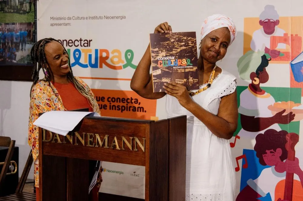 Lançamento do livro “Conectar Cultural – Recôncavo da Bahia” é marcado por celebração da cultura popular