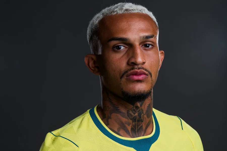 Wesley se pronuncia após ser cortado da Copa do Mundo por lesão