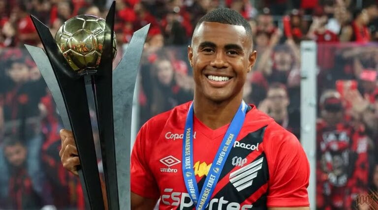 O Bahia deve desembolsar 4,5 milhões de euros (aproximadamente R$ 28,7 milhões na cotação atual