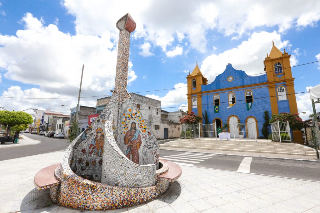 A Festa do Bem e do Mal em Pojuca: Alegria e Tradição na Lavagem do Adro 2025!