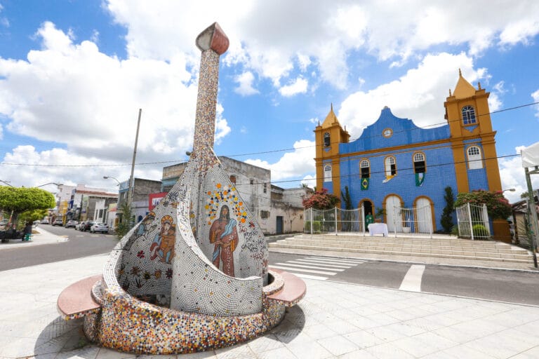 A Festa do Bem e do Mal em Pojuca: Alegria e Tradição na Lavagem do Adro 2025!