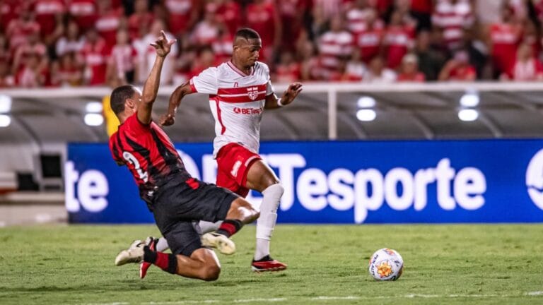 Vitória estreia no Nordestão com empate contra o CRB