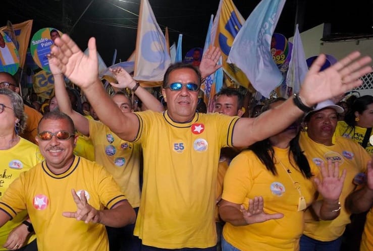 Denúncias de compra de apoio político em Pojuca; defesa nega irregularidades.