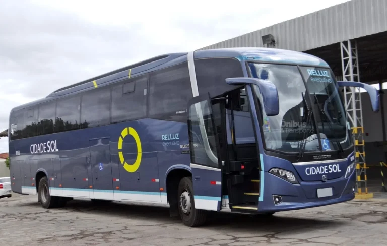 Vereadores de Pojuca protestam contra serviço da Empresa CIDADE SOL por problemas de pontualidade, conservação dos veículos e falta de comunicação.