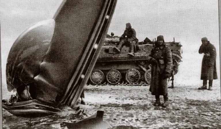 Tropas soviéticas teriam abatido OVNIs na Sibéria, conforme relatou a CIA; supostos alienígenas teriam matado 23 soldados.