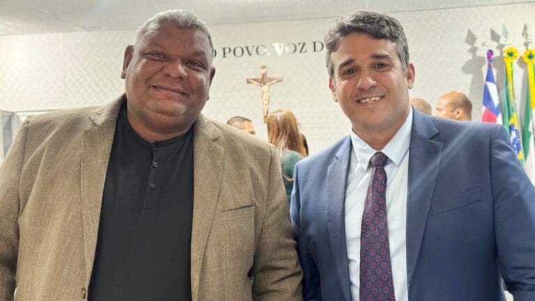 Debate sobre doação de cestas, acusações e gestão orçamentária.