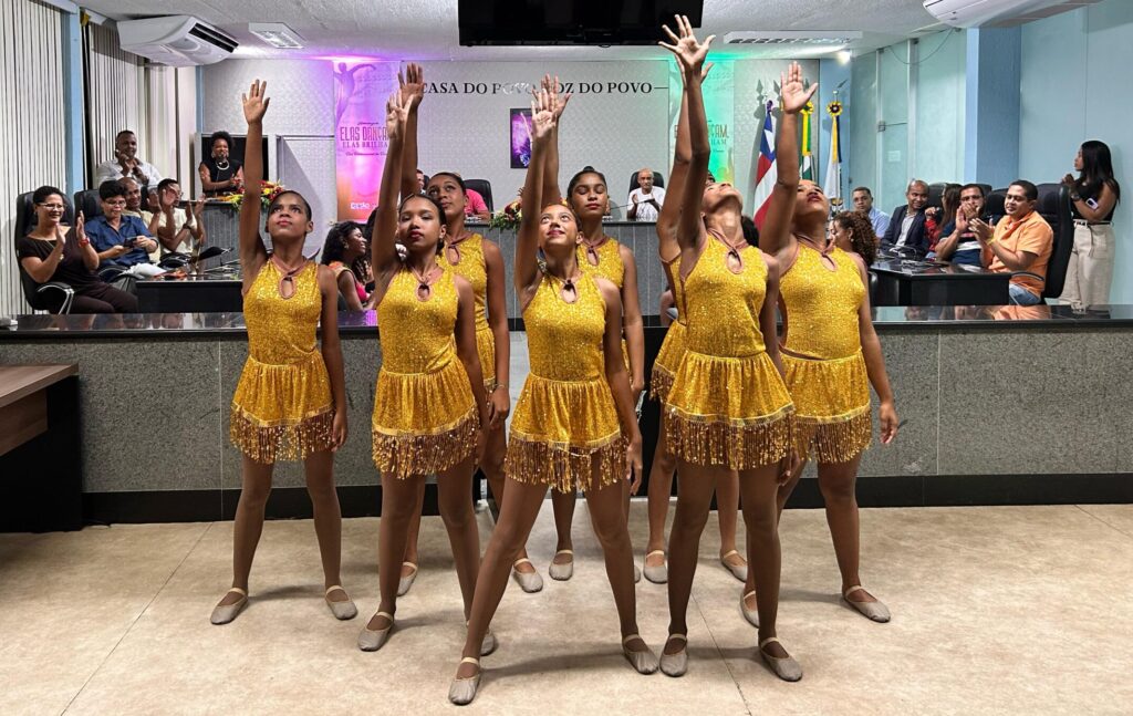 Noite em Pojuca celebrou Dia Internacional da Dança, homenageando precursores da arte local.