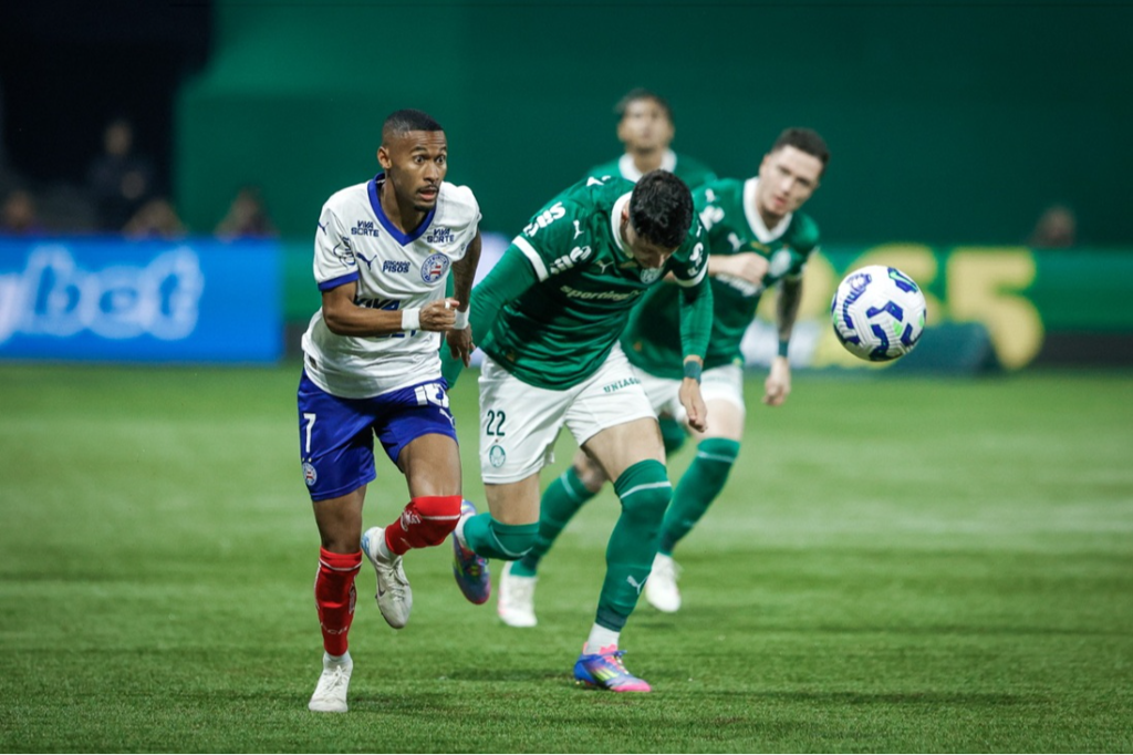 Bahia vence Palmeiras por 1 a 0, assumindo 7ª colocação no Brasileiro.