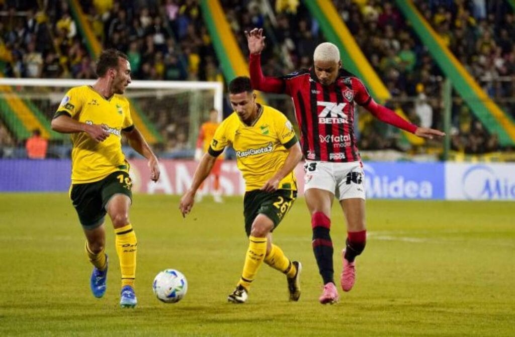 Vitória e Defensa y Justicia fazem 0 a 0 sonolento na Argentina - Jogada10