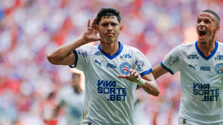 Bahia vence o Vitória