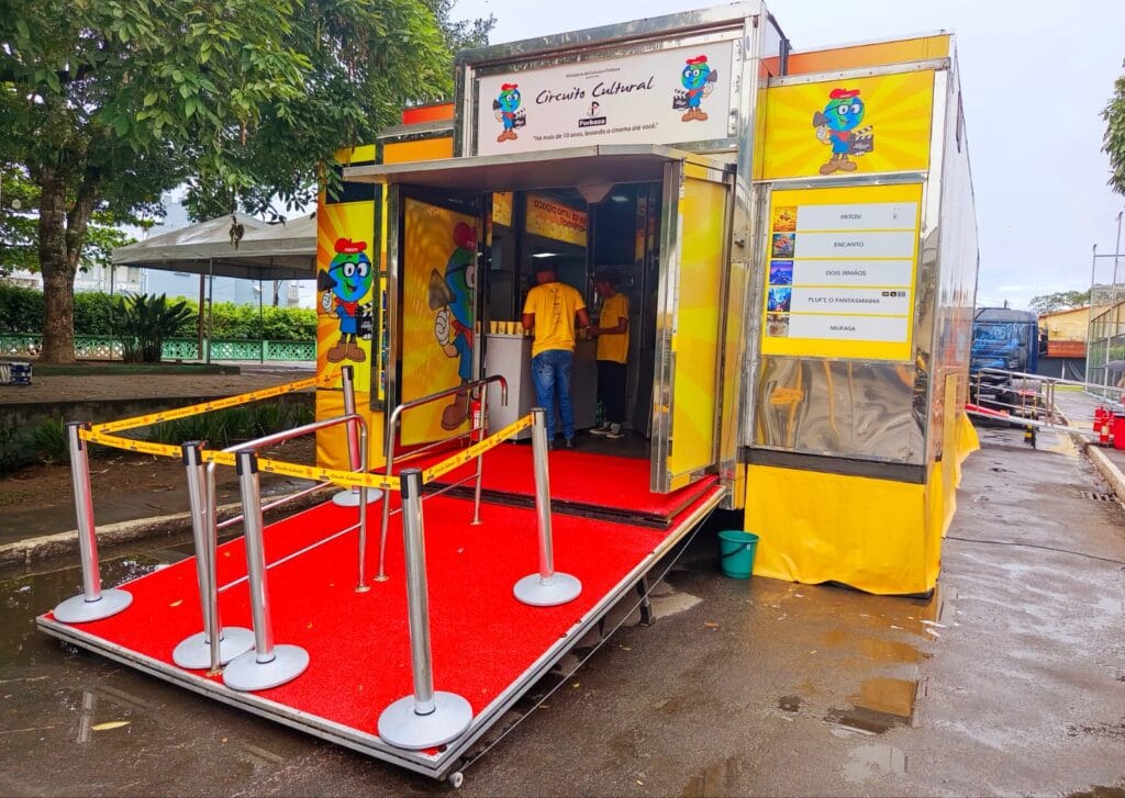 Circuito Cultural Ferbasa leva cinema gratuito e experiências culturais a Pojuca.