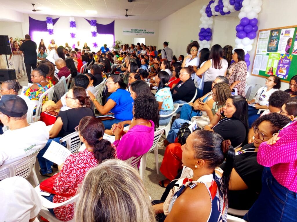Pojuca realizou sua 1ª Conferência Municipal de Políticas para as Mulheres, reunindo 200 participantes e discutindo igualdade, violência, saúde e direitos. Eleitas 16 delegadas para etapas estaduais e nacional.