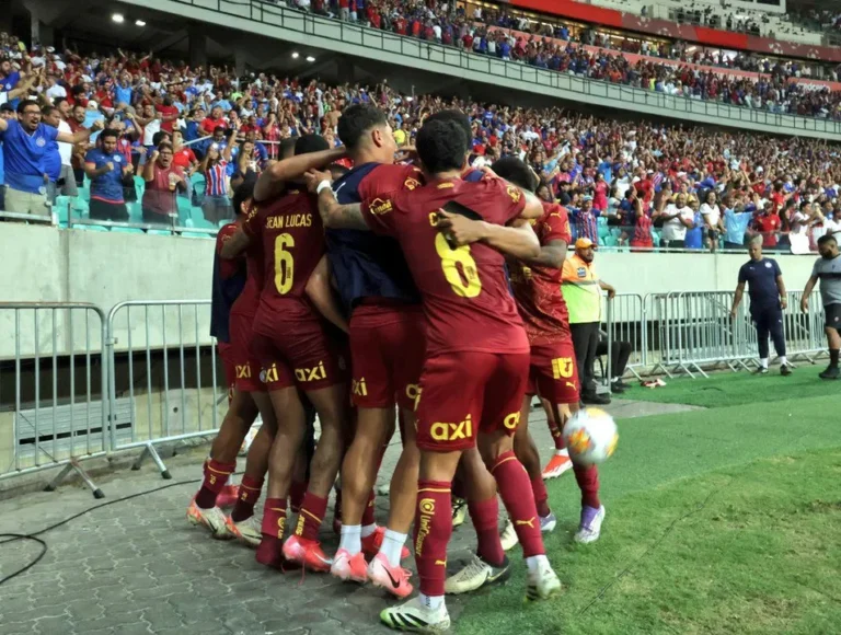 Bahia bate Ceará e é finalista da Copa do Nordeste.