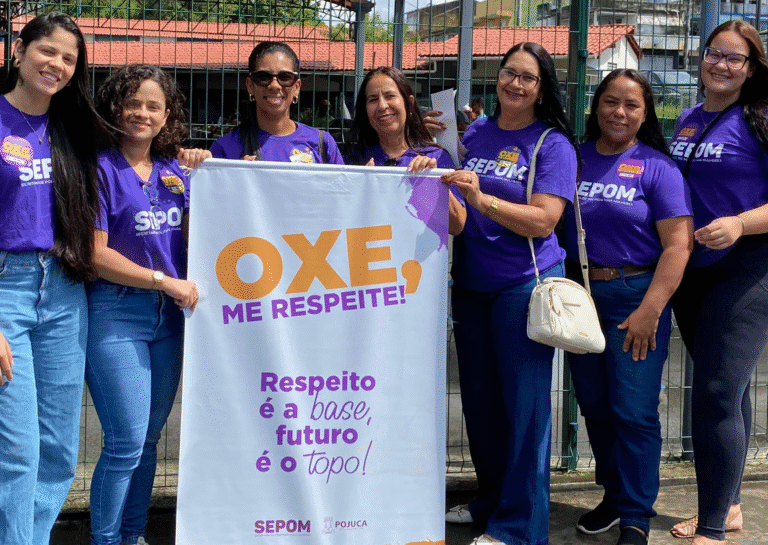 Pojuca recebe ação da campanha “Oxe, Me Respeite!” na feira livre.
