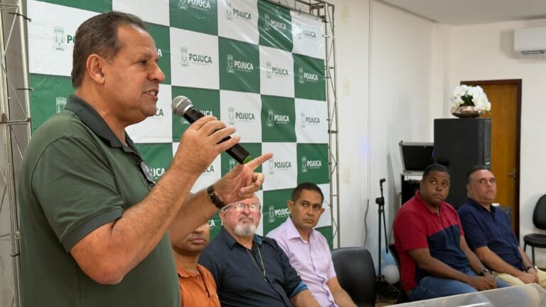 Prefeitura de Pojuca assina ordem de serviço para instalação de contêineres gastronômicos na Praça ACM.