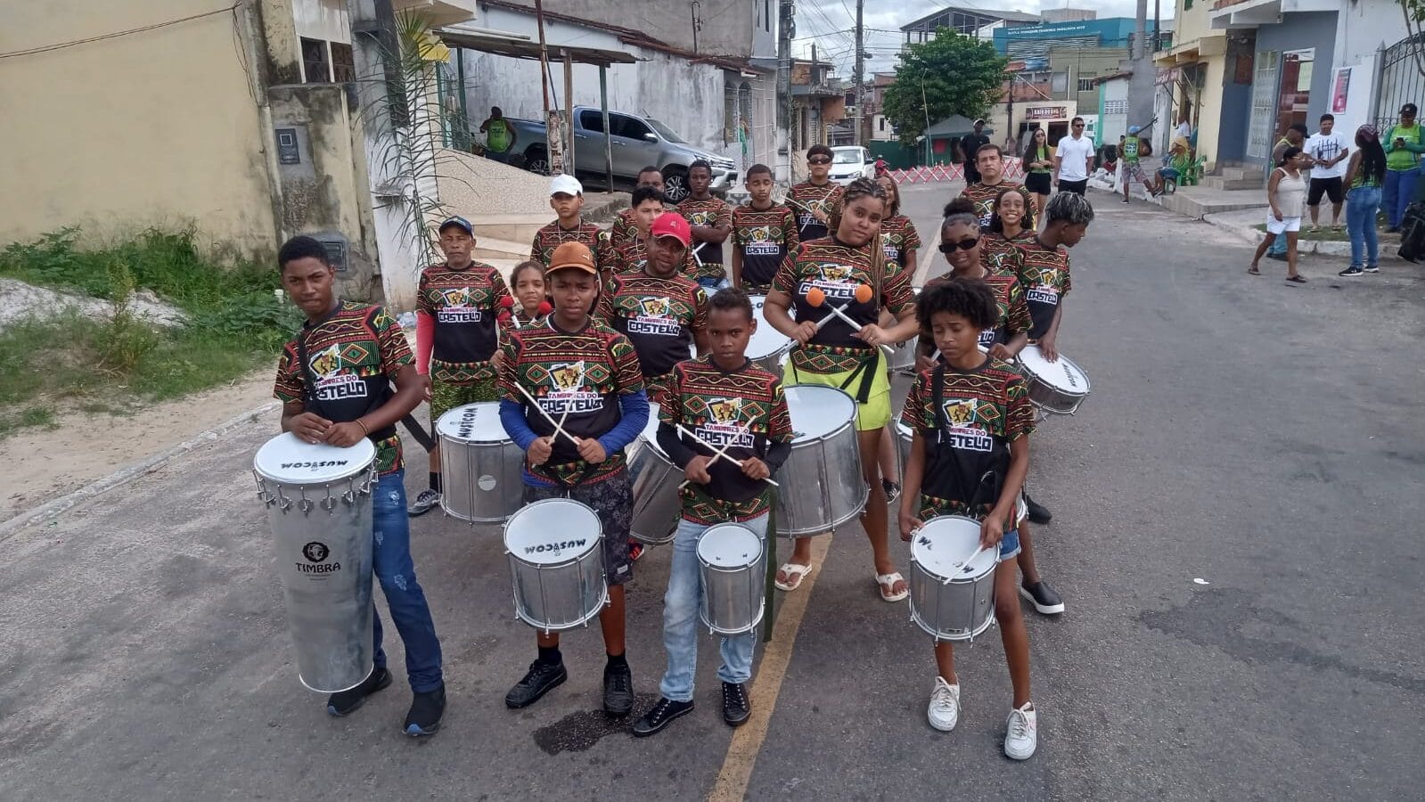 Projeto Tambores do Castelo celebra aniversário com grande apresentação em Pojuca.