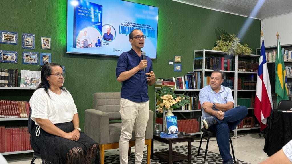 Professor e escritor Luiz Neves lança livro sobre inclusão da pessoa com deficiência no mundo do trabalho em Pojuca.
