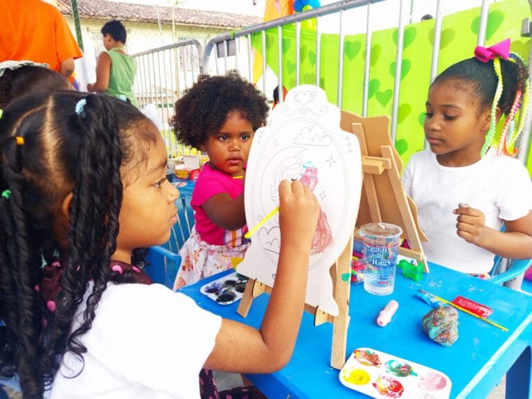 Festa das Crianças transforma o Bairro Los Angeles em um dia de pura alegria e emoção.