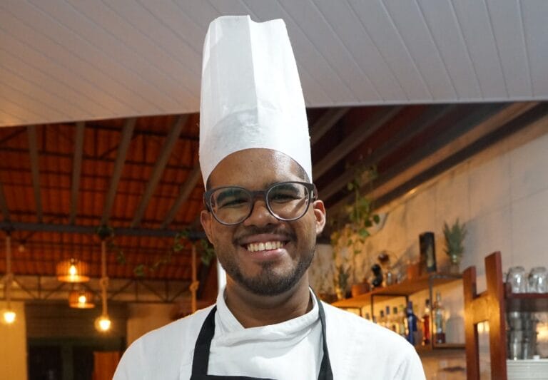 Restaurante Vila de Lena: o legado de Dona Lena e o talento do chef Ícaro Oliveira ganham sabor em Alagoinhas.