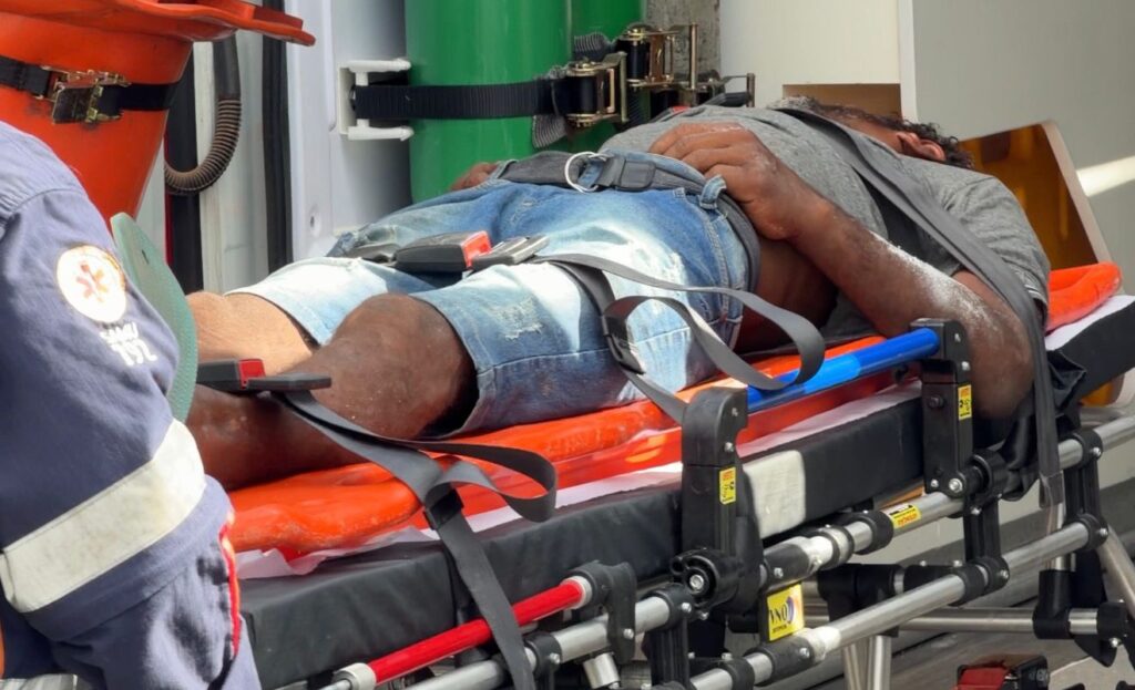 Pânico e Violência: Homem é brutalmente agredido após invadir maternidade para fugir de criminosos em Pojuca.