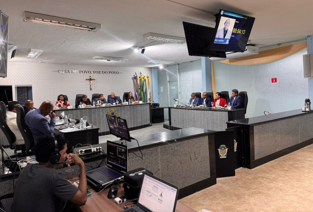 Câmara de Pojuca encerra ano legislativo com balanço emocional e compromisso renovado com a população.