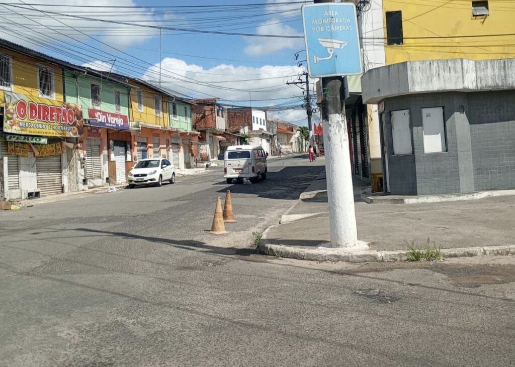 Pojuca amanhece sob clima de tensão após suposto toque de recolher no bairro Los Angeles.