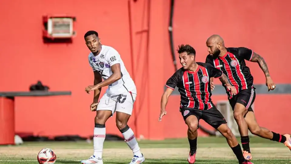 Vitória empata com o Atlético de Alagoinhas na estreia do Baianão 2026.